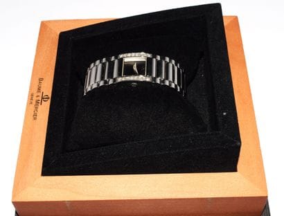 BAUME & MERCIER - MONTRE modèle CATWALK,...
