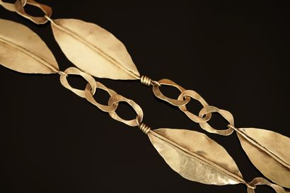 MARIE-CLAIRE GALLARD - SAUTOIR en argent...