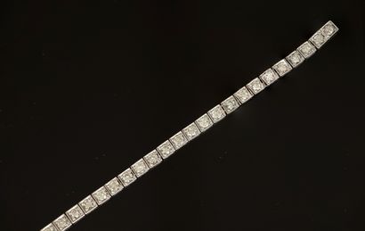 Line BRACELET in 18k (750/°°) white gold...