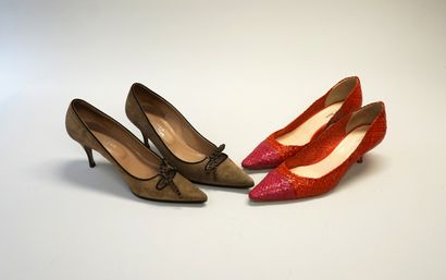 JET SET - 2 PAIRS OF ESCARPINS one in beige...