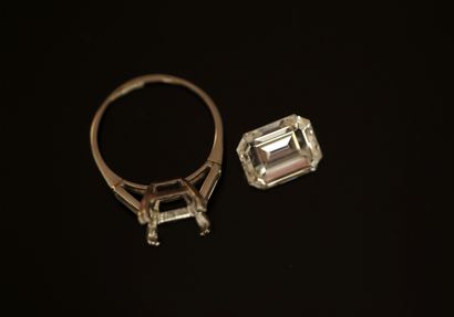 BOUCHERON - Ring in platinum and 18K (750/°°)...
