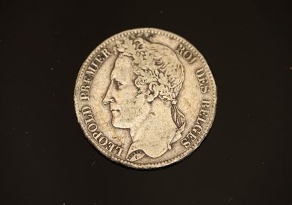PIECE en argent 900/°° de 5 francs Leopold...