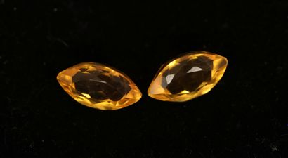 2 CITRINES sur papier taille marquise pouvant...