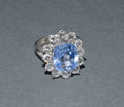 POMPADOUR RING in 18K (750/°°) white gold,...