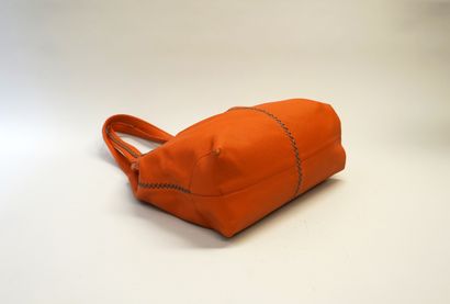 TOD'S - Tote bag in lightly grained orange...