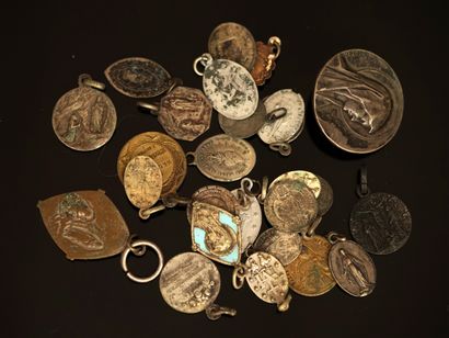RELIGIOSA - SET of various RELIGIOUS MEDALS...