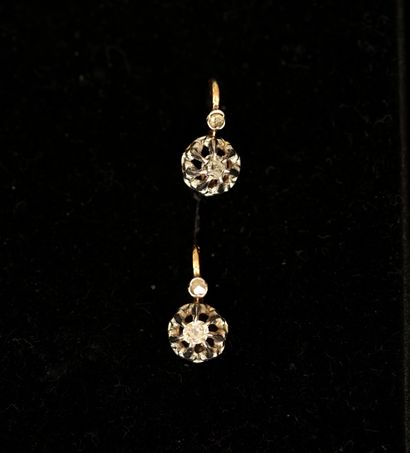 PAIR OF DORMEUSES in 18K (750/°°) rose and...