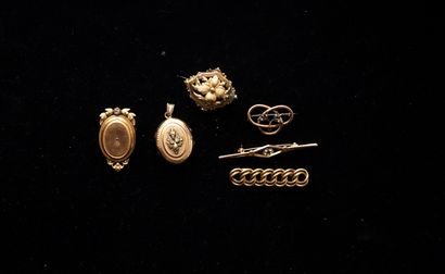 Gilded metal or pompom ENSEMBLE including...