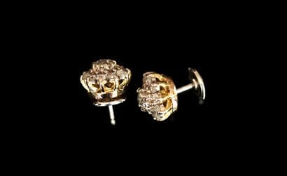 PAIR OF EARRINGS in 18K (750/°°) yellow and...