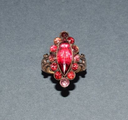 MARQUISE RING in 18K (750/°°) pink gold,...