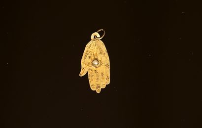 800/°° silver-gilt pendant representing Fatma's...