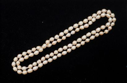SAUTOIR sans fermoir de perles de culture...