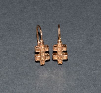 DORMEUSES in 18K (750/°°) yellow gold with...