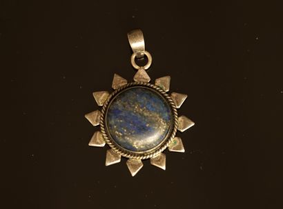 925/°° silver pendant with sun motif adorned...
