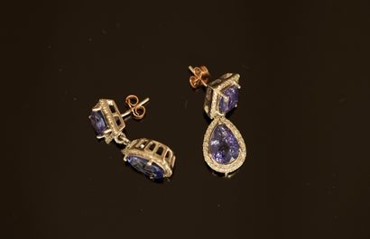 PAIRE DE PENDANTS D'OREILLES en argent 925/°°...