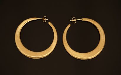 PAIR OF CREOLES in silver gilt and silver...