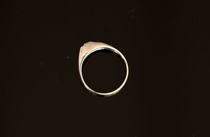 JONC ring in 18K (750/°°) white gold, centered...
