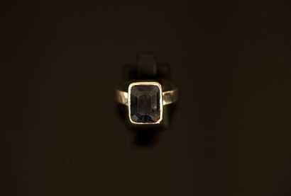 925/°° silver ring set with a rectangular...