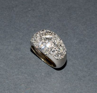 IMPOSSIVE JONC RING in 18K (750/°°) white...