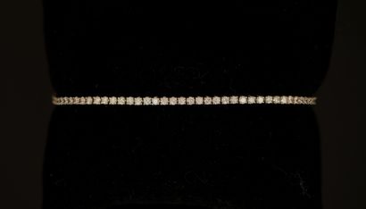 BRACELET line in 18k (750/°°) white gold...