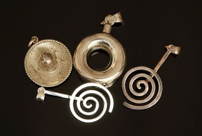 SET in silver 925/°° including 4 PENDANTS:...