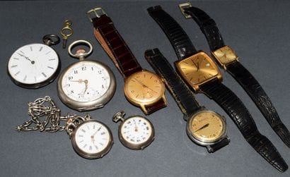 SET OF steel and plated watches to restore,...