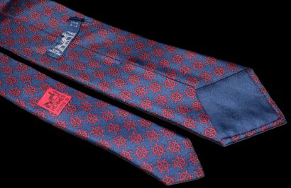 HERMES- CRAVATE, signed, decorated with red...