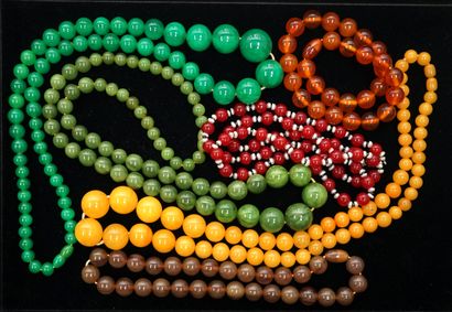 FANTAISIE - SET OF 6 NECKLACES in synthetic...