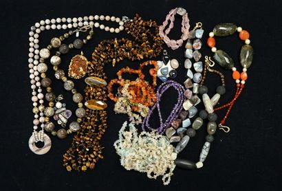 HARDSTONES - SET in gilt or silver-plated...