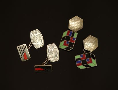SET of 2 PAIRS OF HANDLEBUTTONS in enameled...