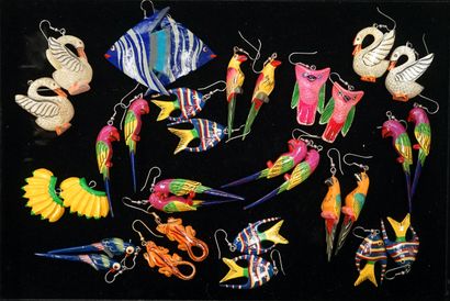 FANTAISIE - SET of 16 PAIRS OF PAINTED WOOD...