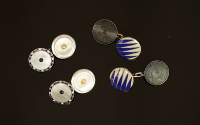 SET of 2 PAIRS OF HANDLEBUTTONS in enameled,...