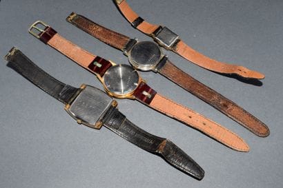 SET OF steel and plated watches to restore,...