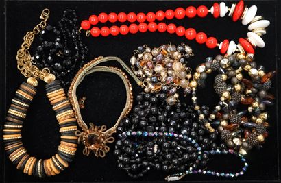 FANTAISIE - SET in gilt or silver-plated...