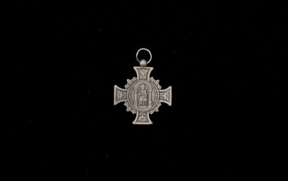 PENIN PONCET, Lyon - CROSS in white metal...