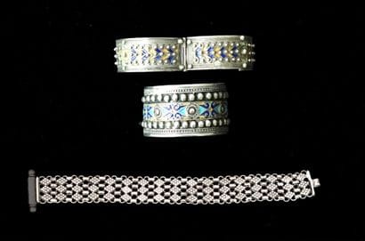 ENSEMBLE in silver min 800/°° including 1...