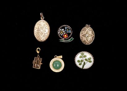 FANTAISIE - Gilded metal ENSEMBLE including...