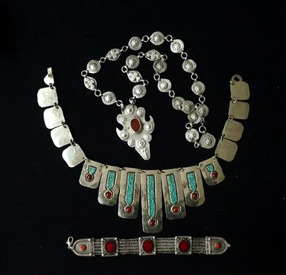 SET in silver-plated metal comprising 1 modernist...