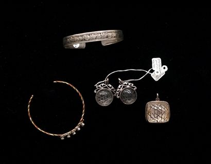 SET of 3 engraved rock-crystal Tibetan yantras,...