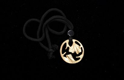 FANTAISIE - COLLAR on cord holding a gilded...