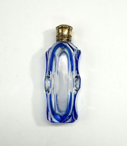 Flacon à sels en cristal overlay bleu, le...