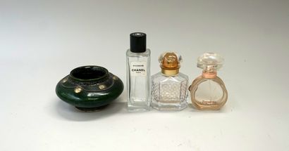 Ensemble de 3 flacons à parfums vides: Repetto,...