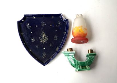 Ensemble en céramique et verre comprenant:...