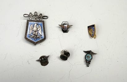 Ensemble en argent et métal argenté comprenant...