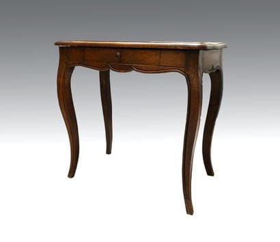 Table en bois naturel style Louis XV. H:...