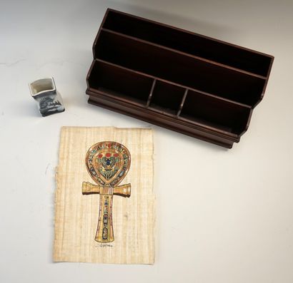 Ensemble comprenant 1 porte-courrier en bois...