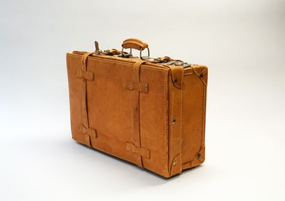 Ensemble en cuir camel et fauve comprenant...
