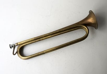 Clairon en cuivre. 46cm