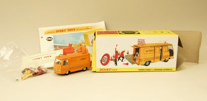 DINKY TOYS - Editions ATLAS
PEUGEOT FOURGON...