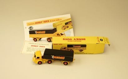 DINKY TOYS - Editions ATLAS
PANHARD MOVIC...